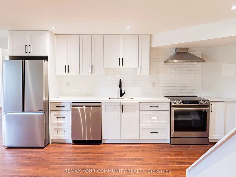 176 Aishford Rd #LOWER — Photo 18