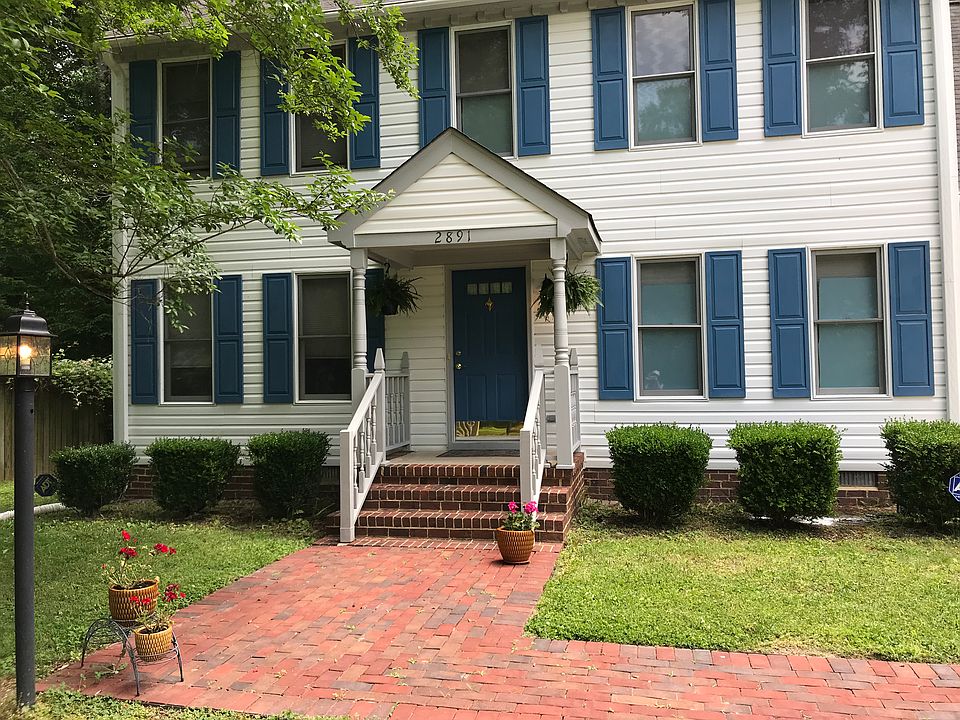 1st image of 2891 Hidden Lake Dr
