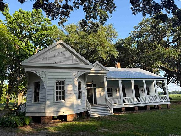 5th image of 58385 Augusta Rd