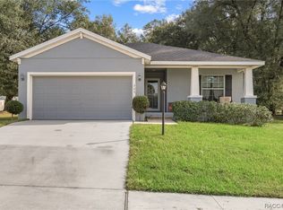 325 Woodland Trl, Lady Lake, FL 32159