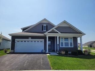 849 Americana Ave, Pingree Grove, IL 60140