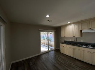 14943 Aztec St #B, Sylmar, CA 91342