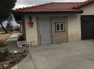17198 Century Plant Rd, Apple Valley, CA 92307