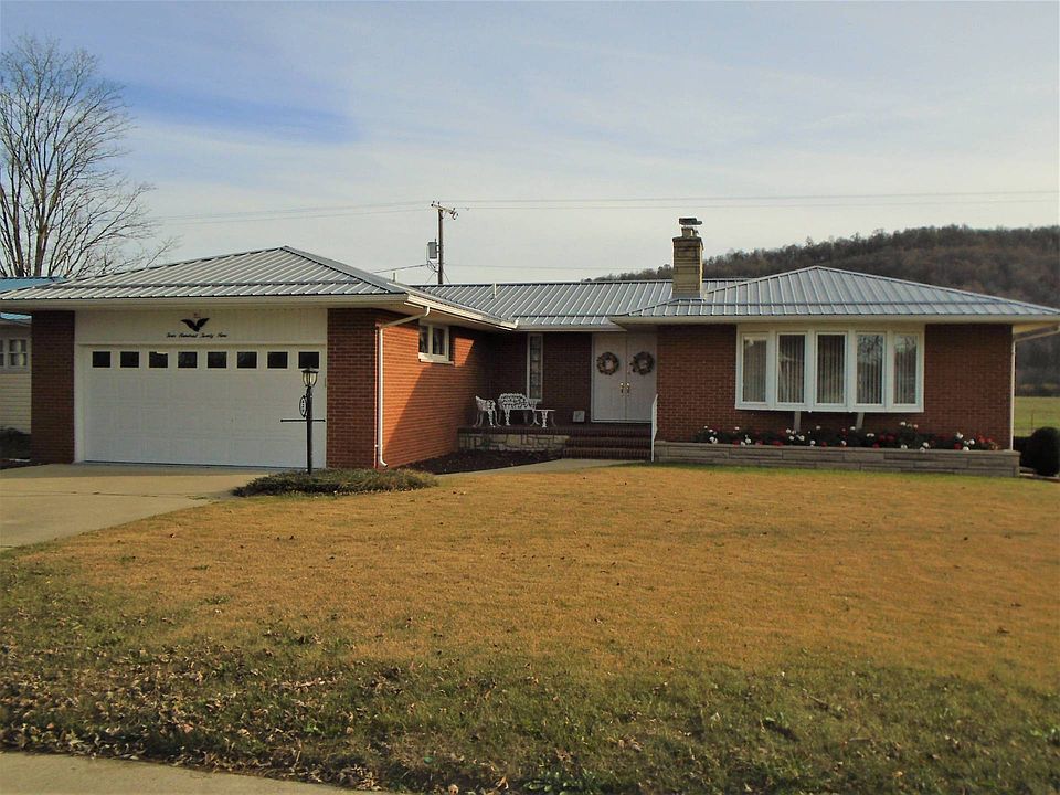 429 E Main St, Bainbridge, OH 45612 Zillow