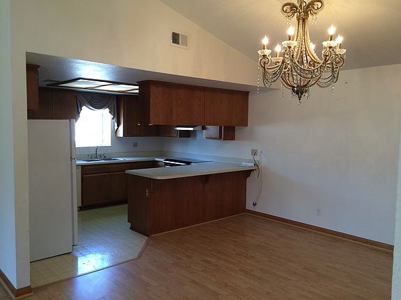 5th image of 9141 Spice St