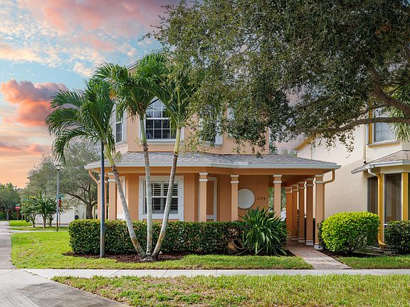 2nd image of 2094 SE Eatonville Drive
