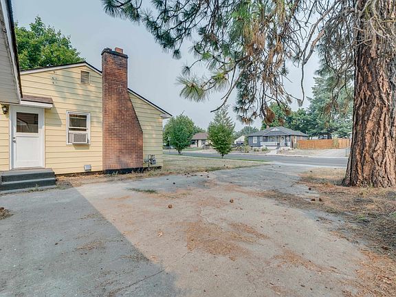 4th image of 3011 W Rowan Ave