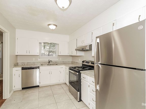 4th image of 6731 Oakland Dr