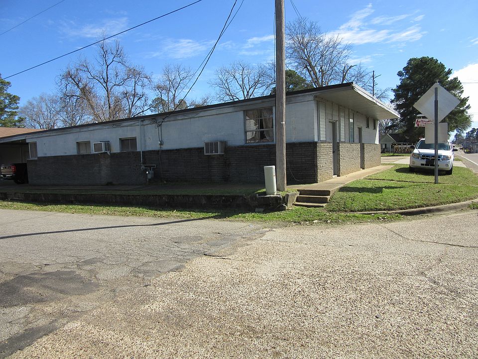 2nd image of 616 N Vine