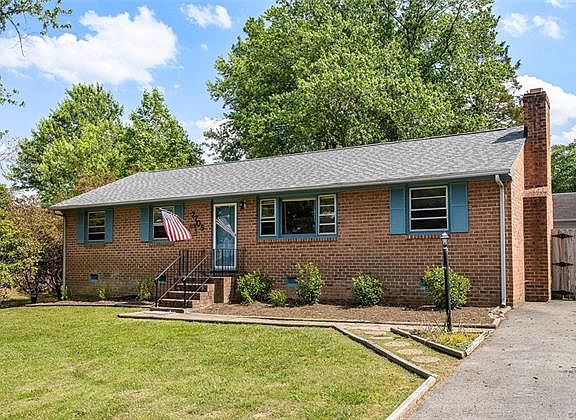3rd image of 2705 Shecardee Ln