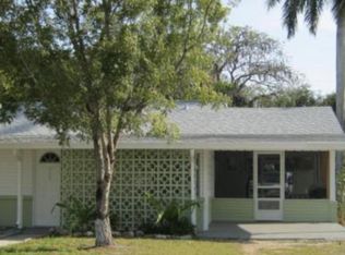 359 New York Dr, Fort Myers, FL 33905