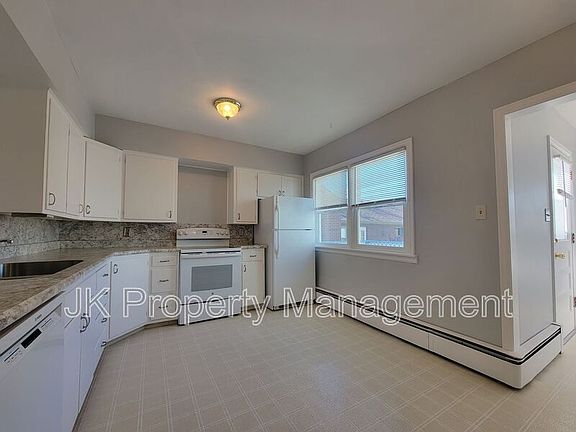 4th image of 2705 6th Ave N