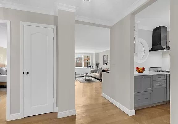 5th image of 340 E 80th St APT 8K