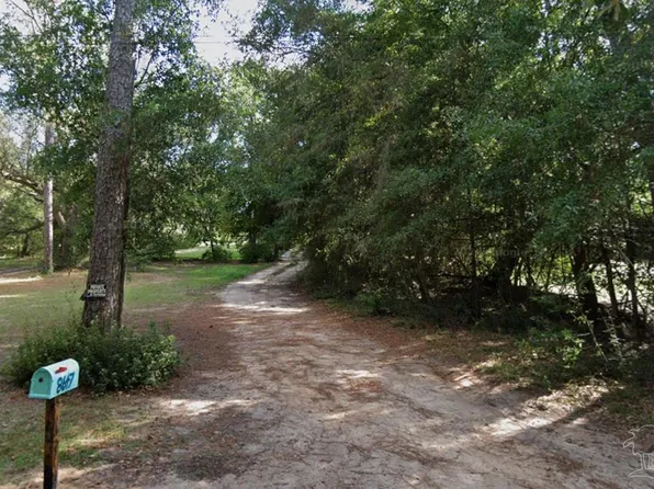 8647 Fortune Rd, Milton, FL 32583