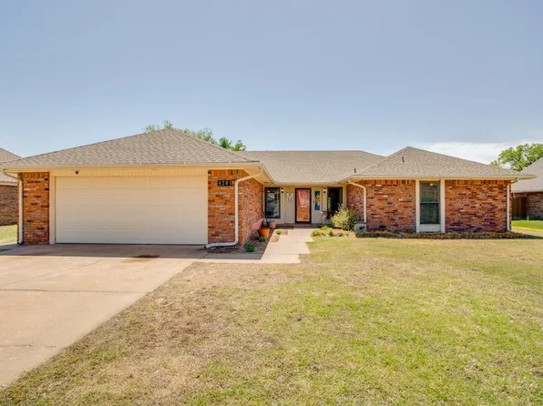 4201 Sand View Dr, Enid, OK 73703