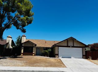 1809 E Avenue R, Palmdale, CA 93550