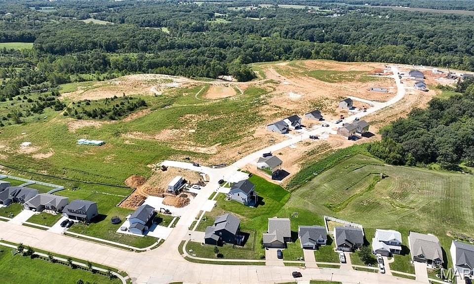 2nd image of 360 Valley Bluff Dr