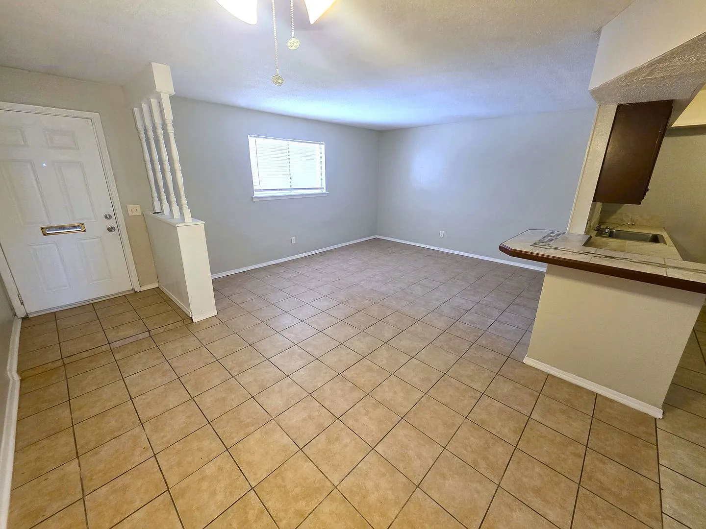 Spacious 1 Bed, 1 Bath Apartment in NW OKC — Photo 4