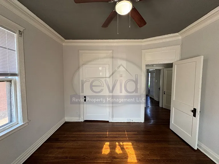 The Broadmoor Apartments — Photo 17