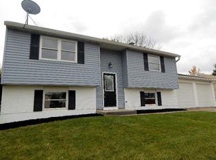 2849 Grosvenor Dr, Cincinnati, OH 45251