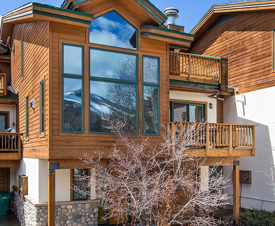 1st image of 2533 Evergreen Ln