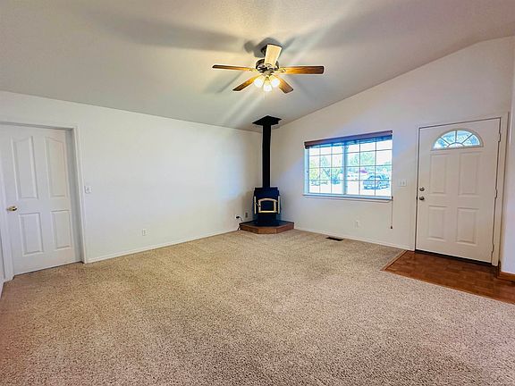 2nd image of 470-615 Reservoir Way