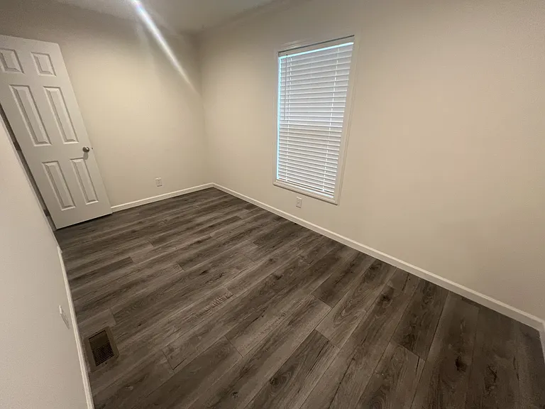 18 Forest Cir — Photo 10