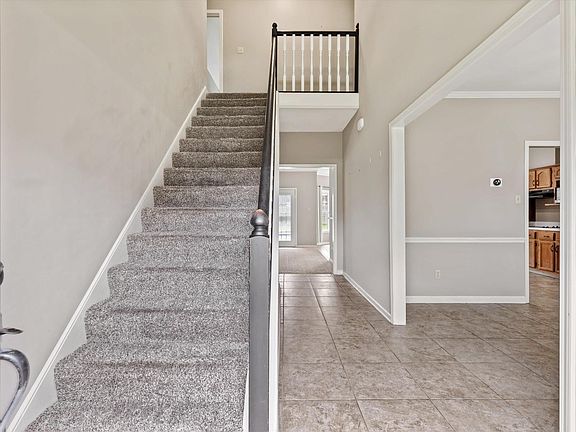 4th image of 383 E Nolley Dr