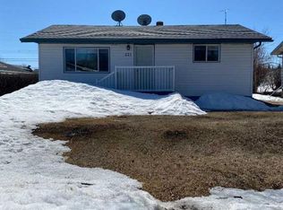 221 N 2nd Ave SW, Manning, AB T0H2V0