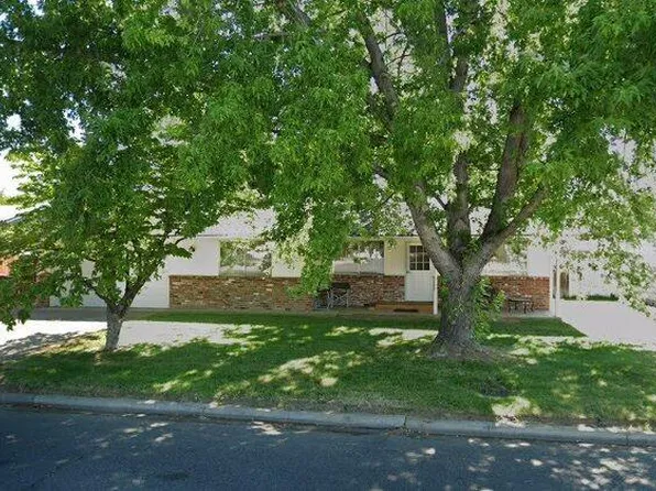 1407 S 32nd Ave, Yakima, WA 98902