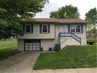 2606 Leewood Rd, Harrisonville, MO, 64701