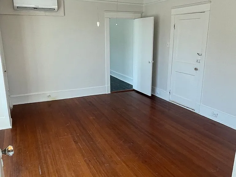 6525 W End Blvd #C — Photo 9