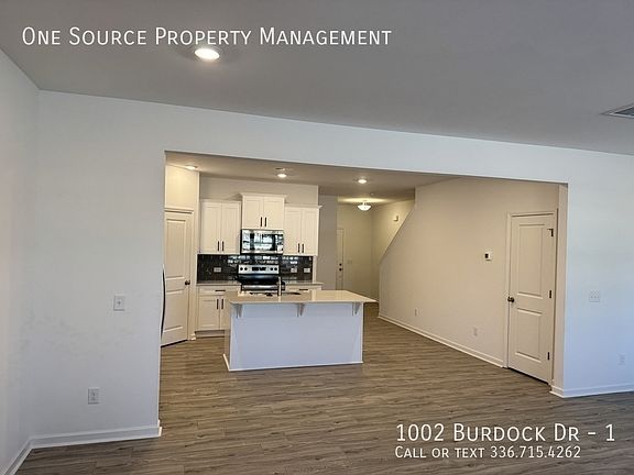 5th image of 1002 Burdock Dr #1