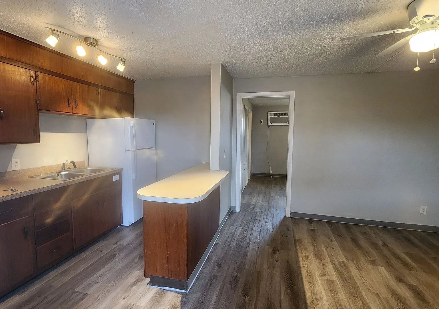 Patriot Apartments — Photo 2
