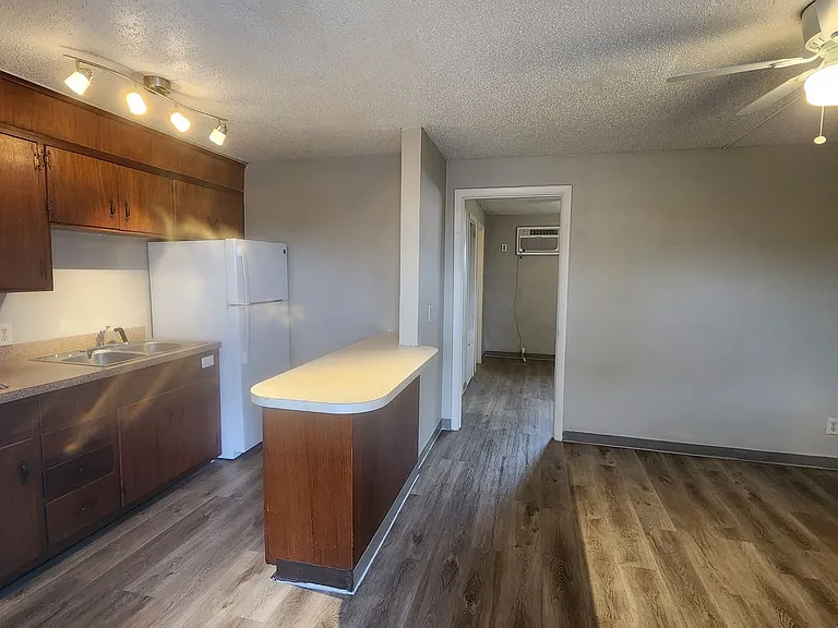 Patriot Apartments — Photo 2