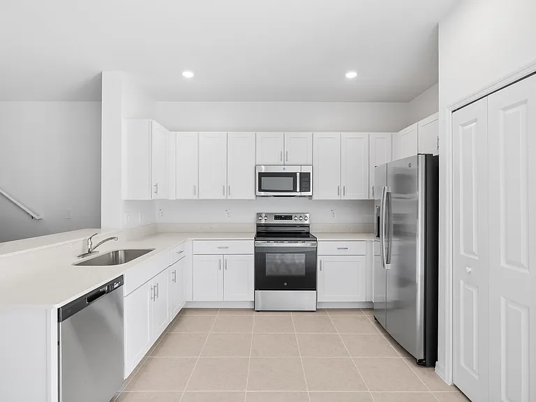 36148 Risa Michele St — Photo 12