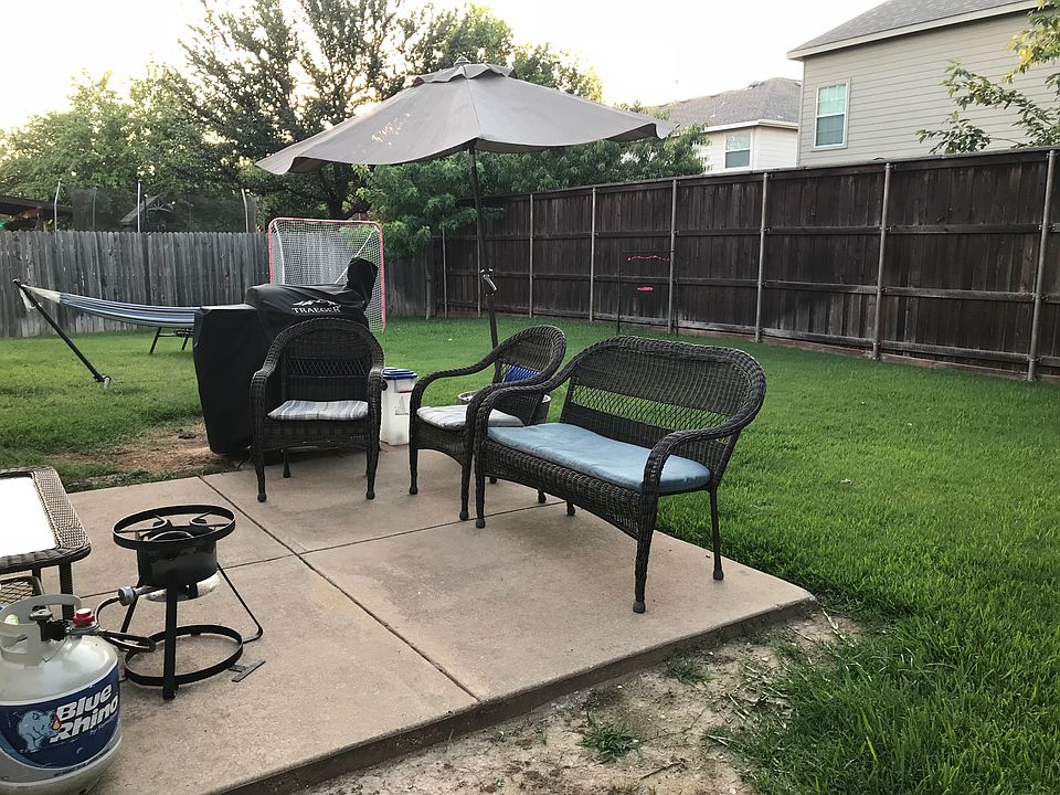 2nd image of 1551 Cedar Springs Dr