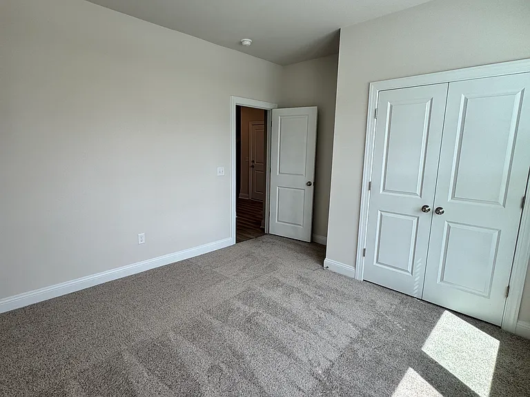 7419 Linda Vista Ln — Photo 14