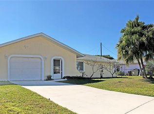 706 SE 36th St, Cape Coral, FL 33904