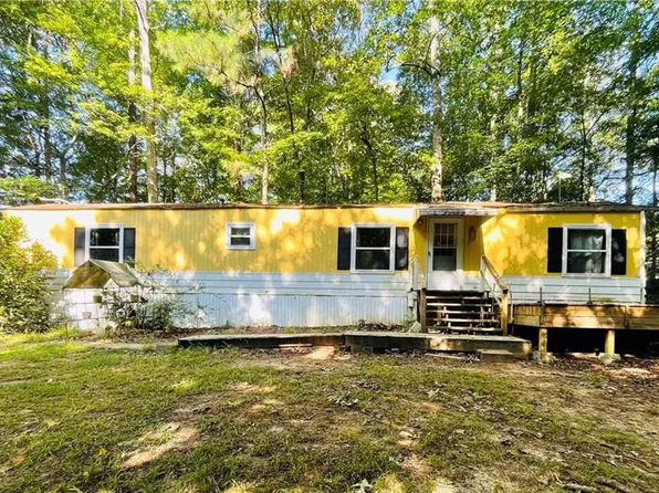 163 Ashley Dr, Carrollton, GA 30117