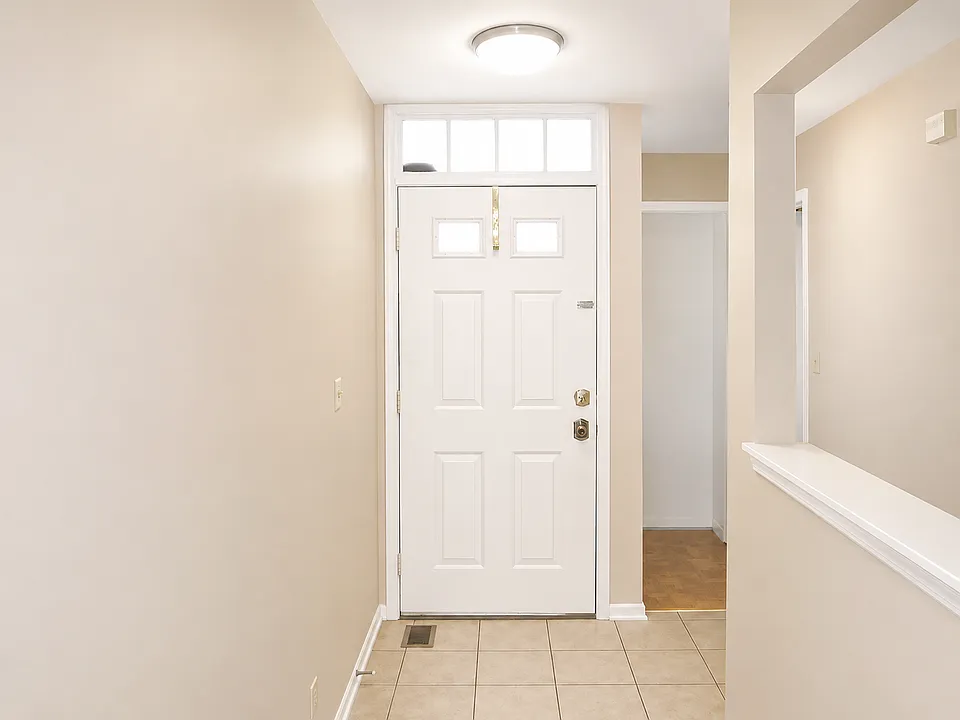 Foyer - New ceiling lights