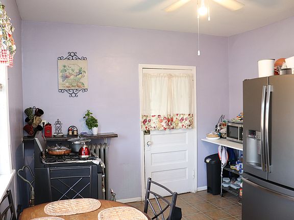 4th image of 1019 N Saint Louis Ave
