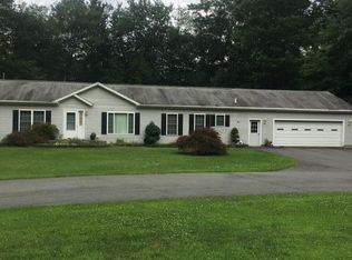 146 Mountain Ave, Matamoras, PA 18336