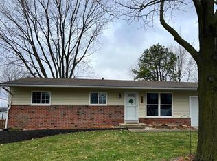 128 Shore Dr SW, Edwardsville, IL 62025