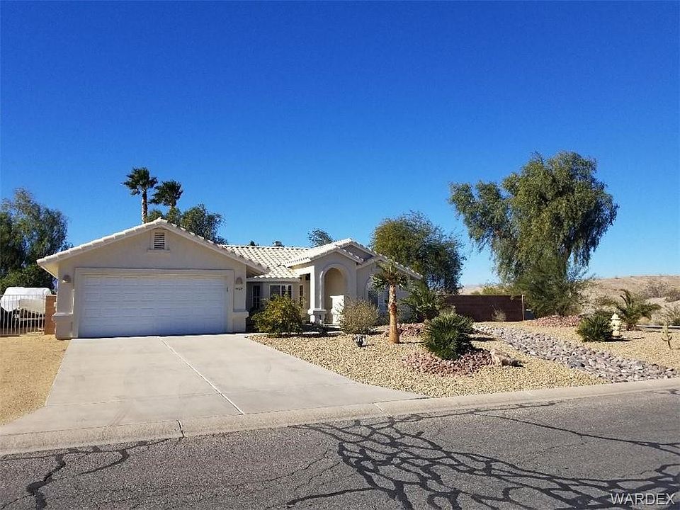 1st image of 4009 S Nicholas Dr