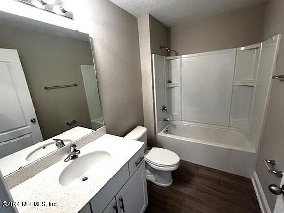 5th image of 2963 OAK STRM Drive