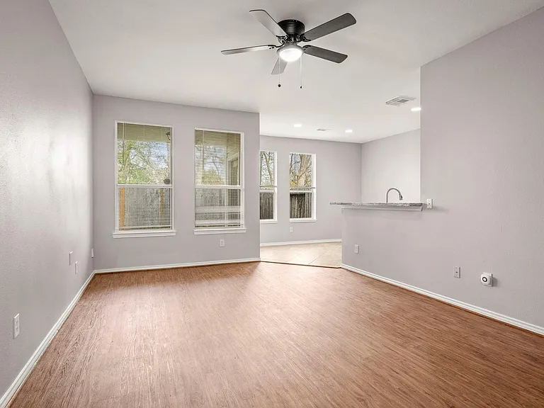 16546 Pentonshire Ln — Photo 6