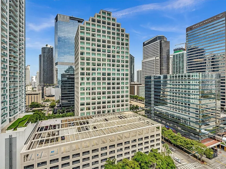 825 Brickell Bay Dr #2048 — Photo 31