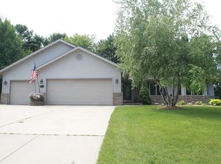 225 Nature Valley Pl NW, Owatonna, MN 55060