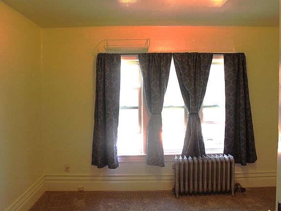 2nd image of 319 E Spruce St #6